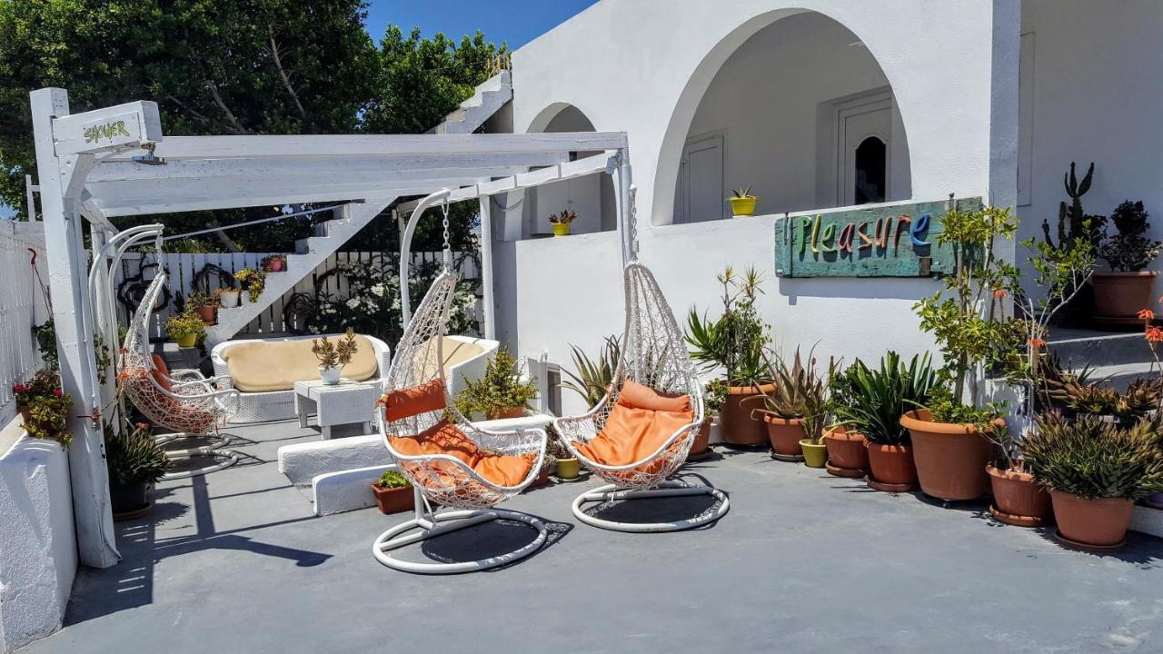 Pleasure Seaside Rooms Perissa  Bagian luar foto