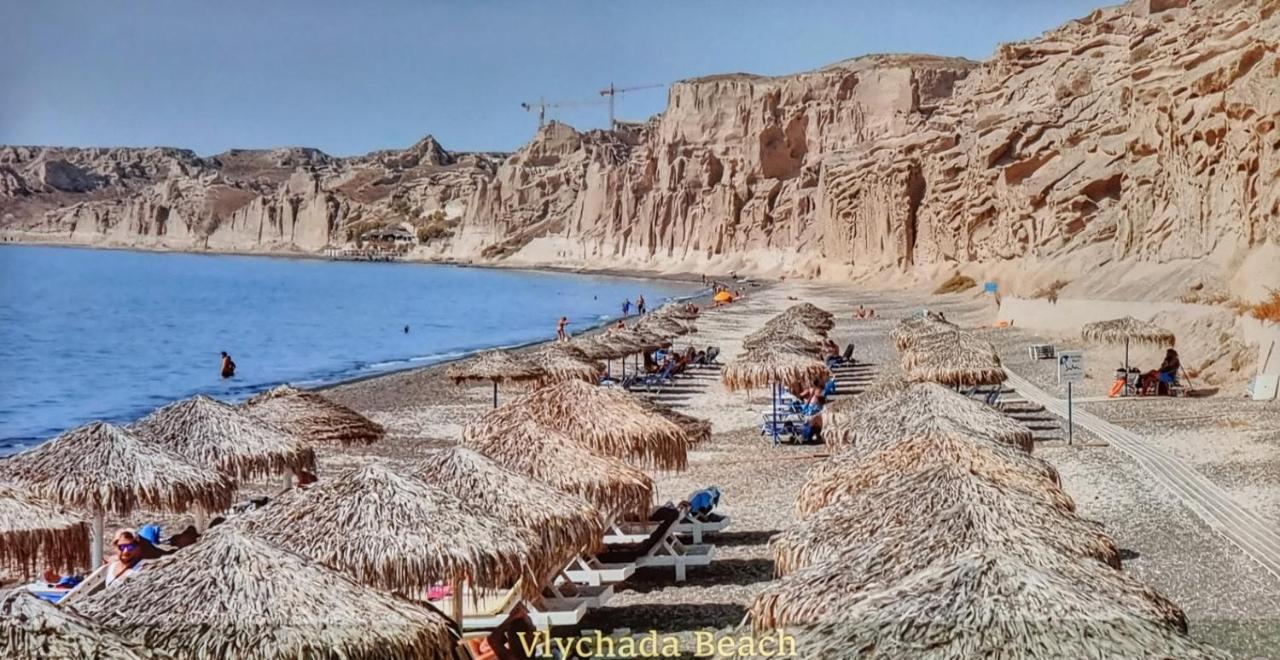 Pleasure Seaside Rooms Perissa  Bagian luar foto