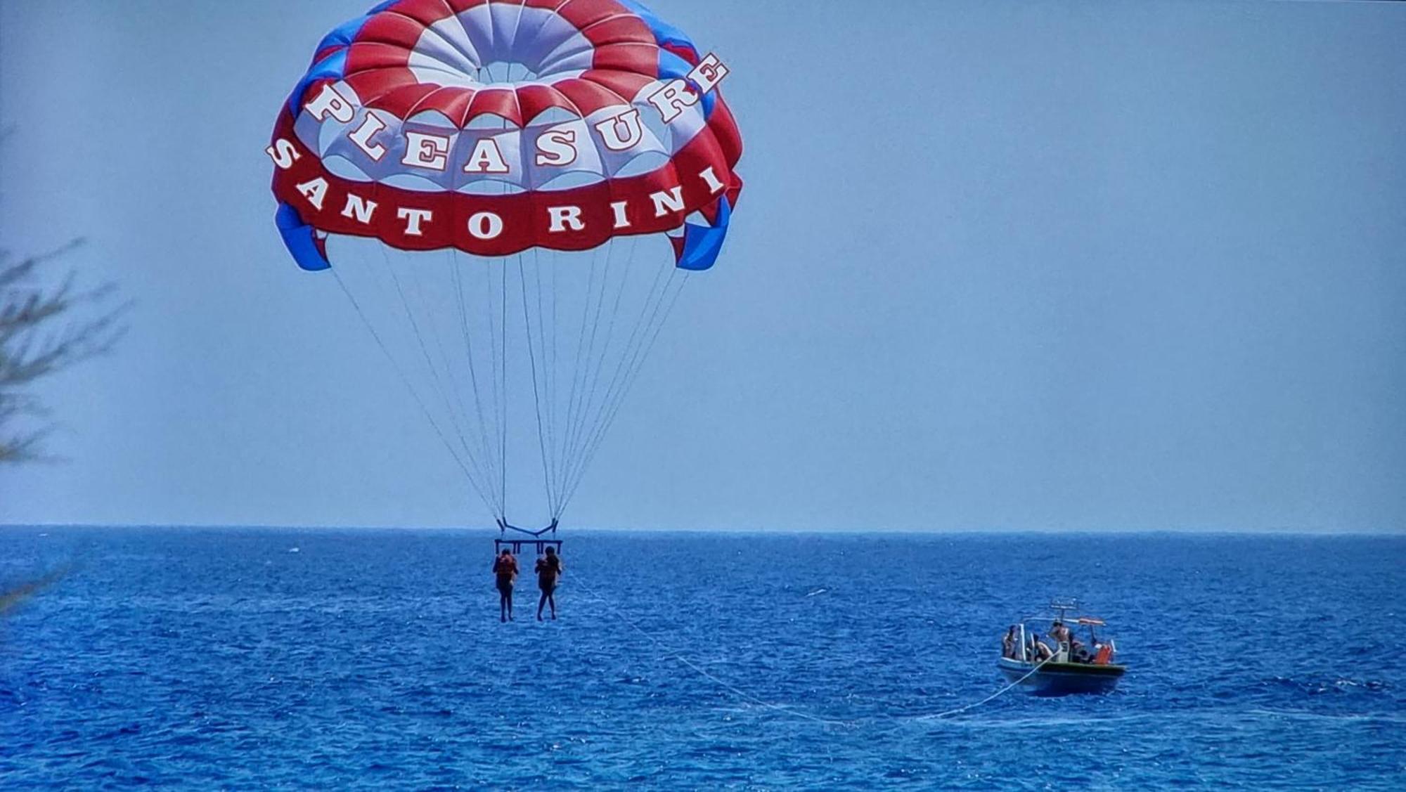 Pleasure Seaside Rooms Perissa  Bagian luar foto