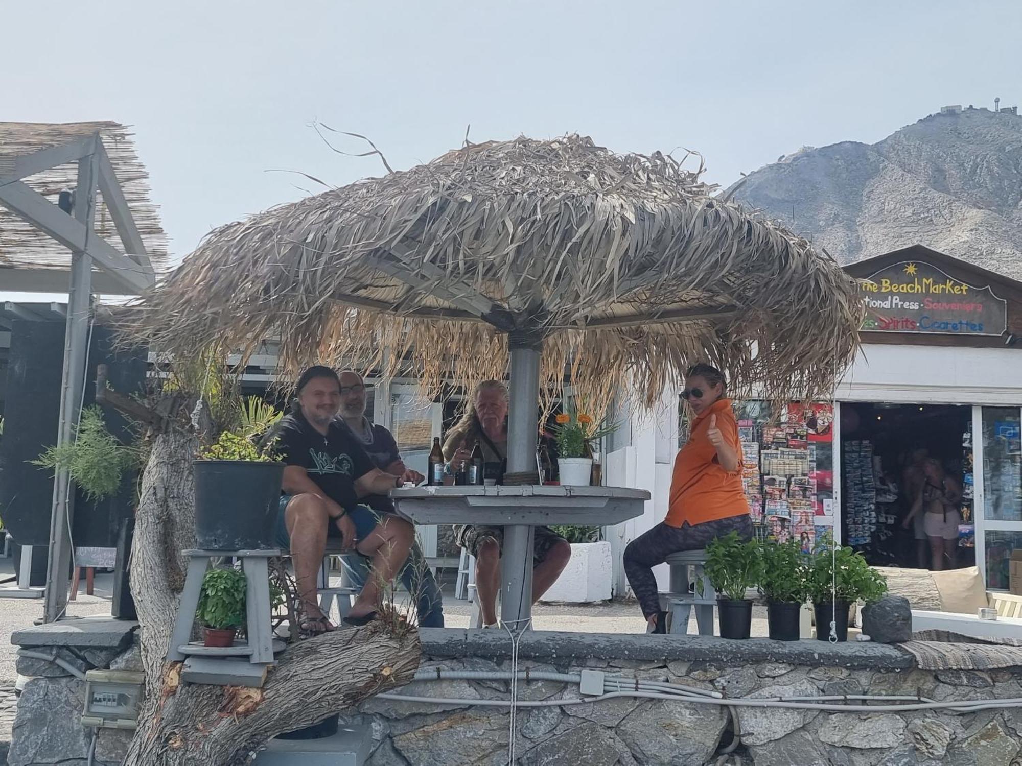 Pleasure Seaside Rooms Perissa  Bagian luar foto