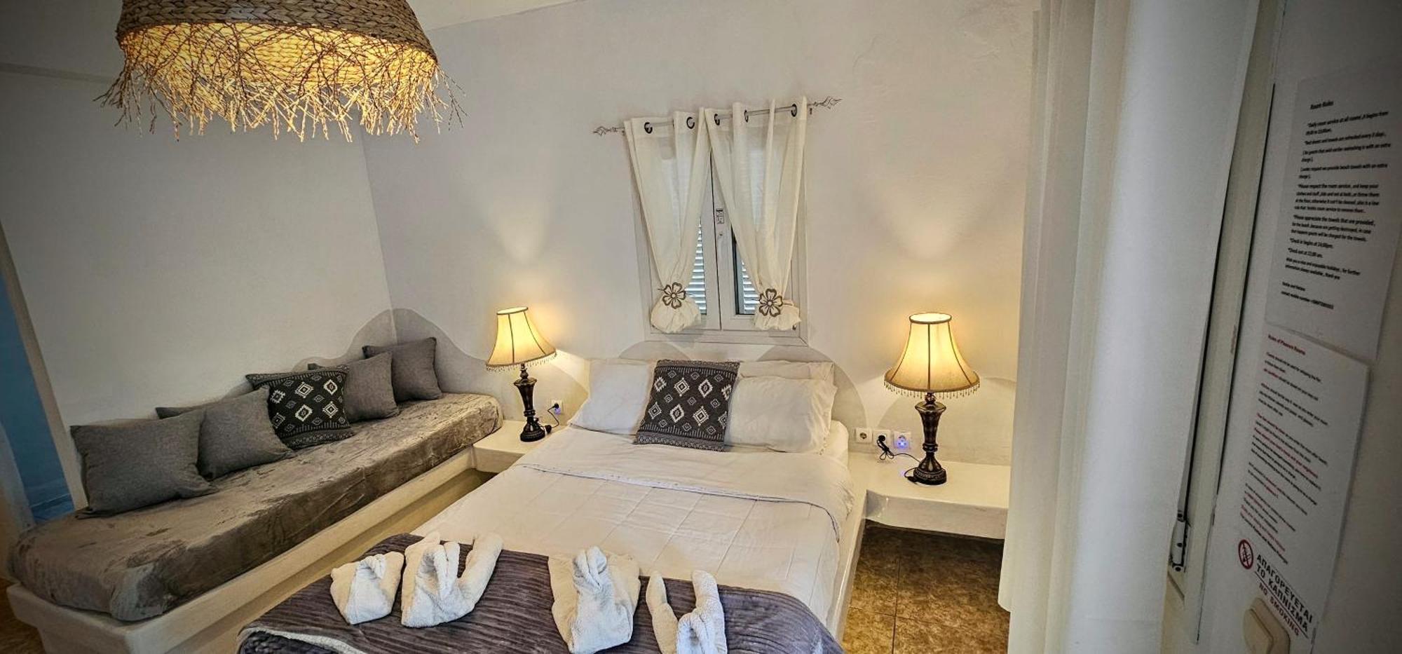 Pleasure Seaside Rooms Perissa  Bagian luar foto