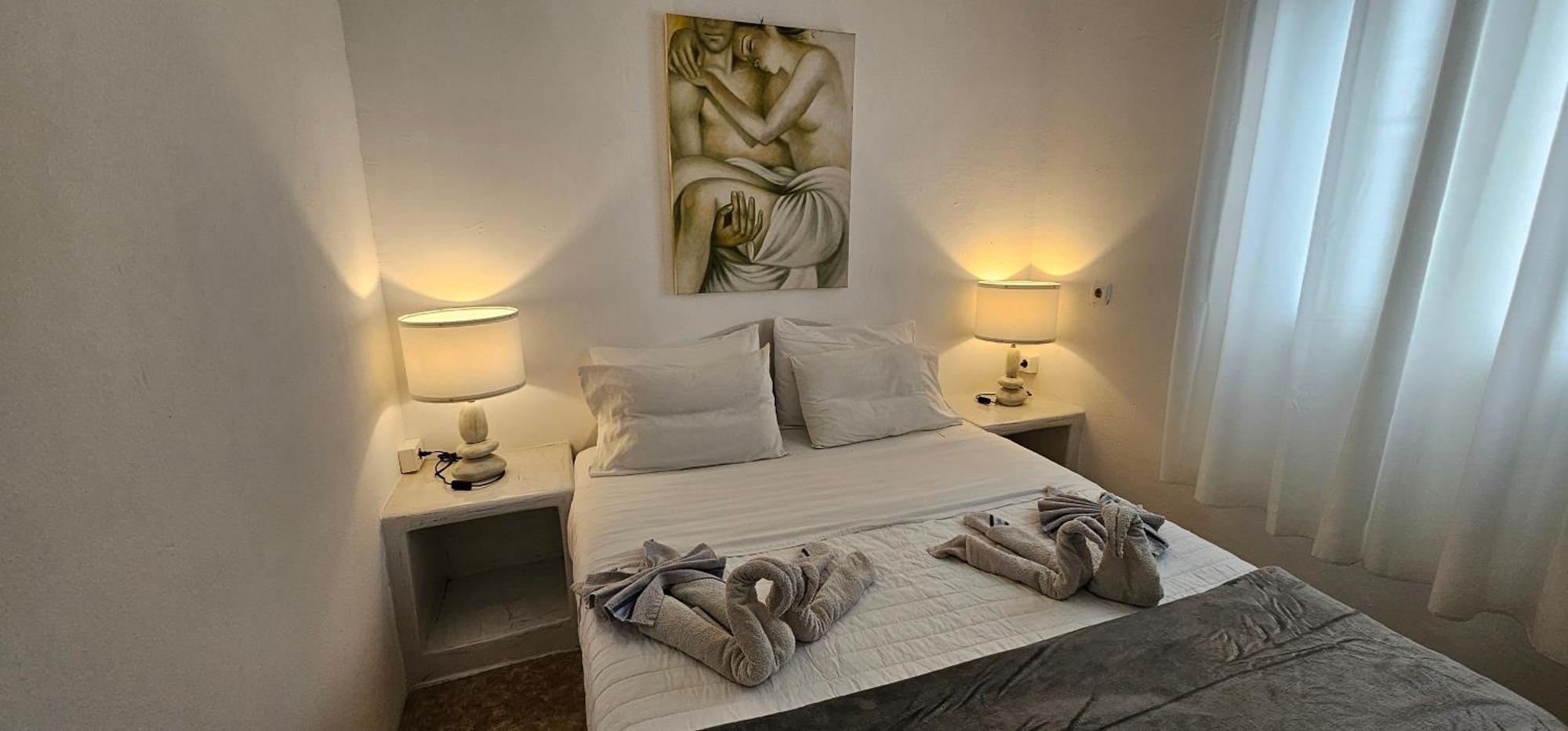 Pleasure Seaside Rooms Perissa  Bagian luar foto